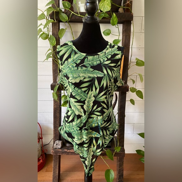 Fashion to Figure: Nature Pattern Bodysuit - Picture 3 of 17